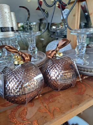 Svíčka Chic koule vonná ve skle-hnědá, baňka