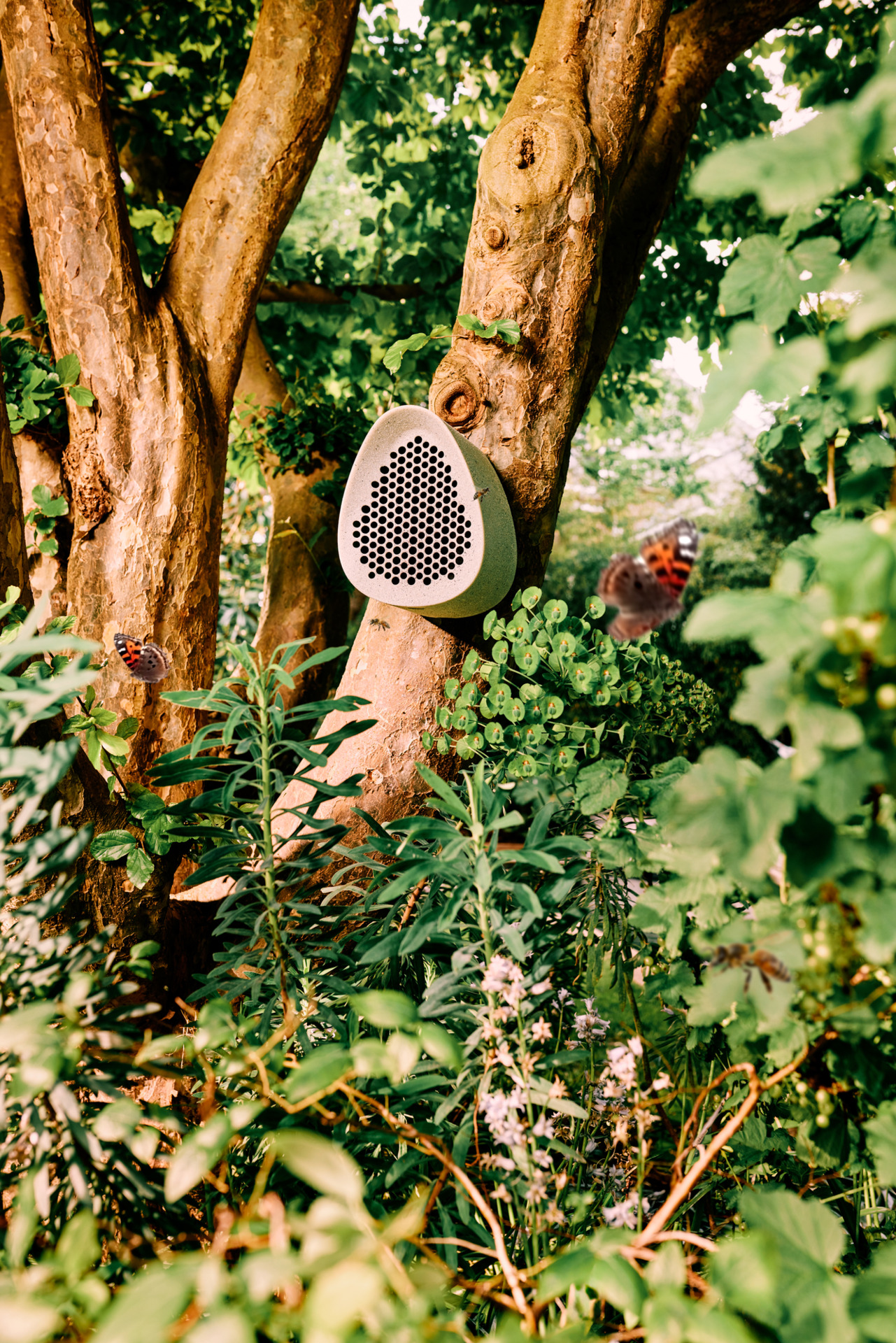 Hmyzí hotel - Essential bee hotel - fibrous grey 18 cm